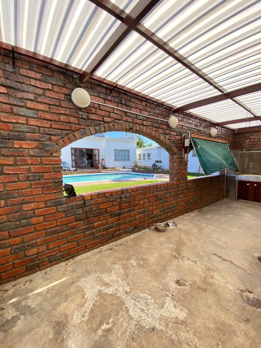 3 Bedroom Property for Sale in Amalinda Eastern Cape